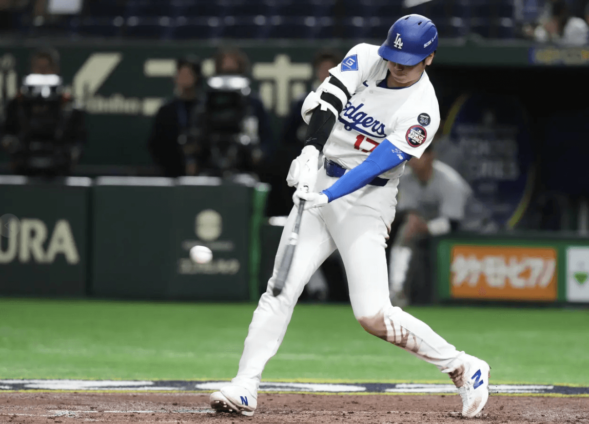 Shohei Ohtani Hits 2-Run HR in Return to Japan Against Yomiuri Giants