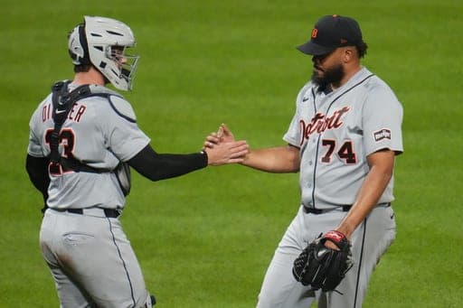 Detroit Tigers pitcher Kenley Jansen (74) celebrates with catcher Dillon Dingler, left, after getting the final out of a baseball game against the Pittsburgh Pirates in Pittsburgh, Monday, Aug. 17, 2026. (AP Photo/Gene J. Puskar) (AP Photo/Gene J. Puskar)