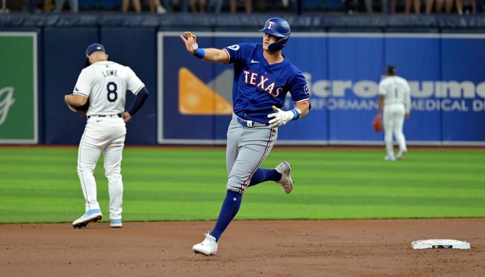 Rangers third baseman Josh Jung to miss 8 to 10 weeks after wrist surgery