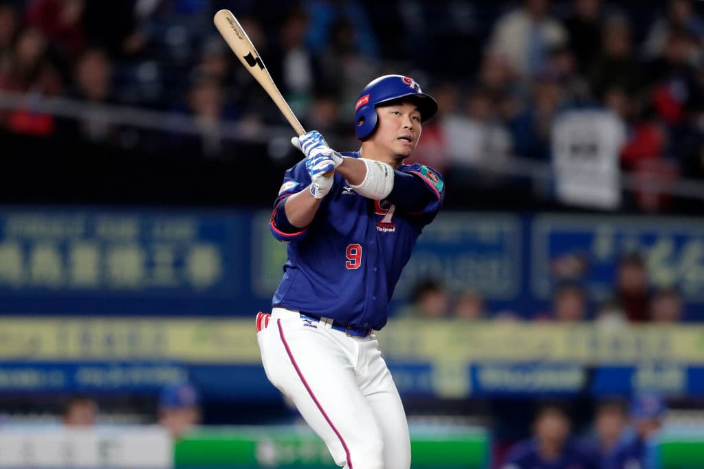 CPBL: Dragons Sign Colombian P Herrera; Brothers Sign Vet Chen; Hawks Add Wang for ’24
