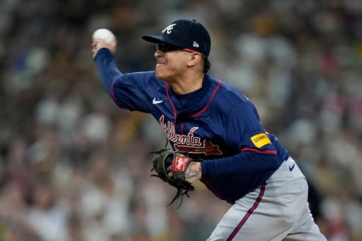 Jesse Chavez, the often-traded reliever who pitched for 9 teams in 18 seasons, announces retirement