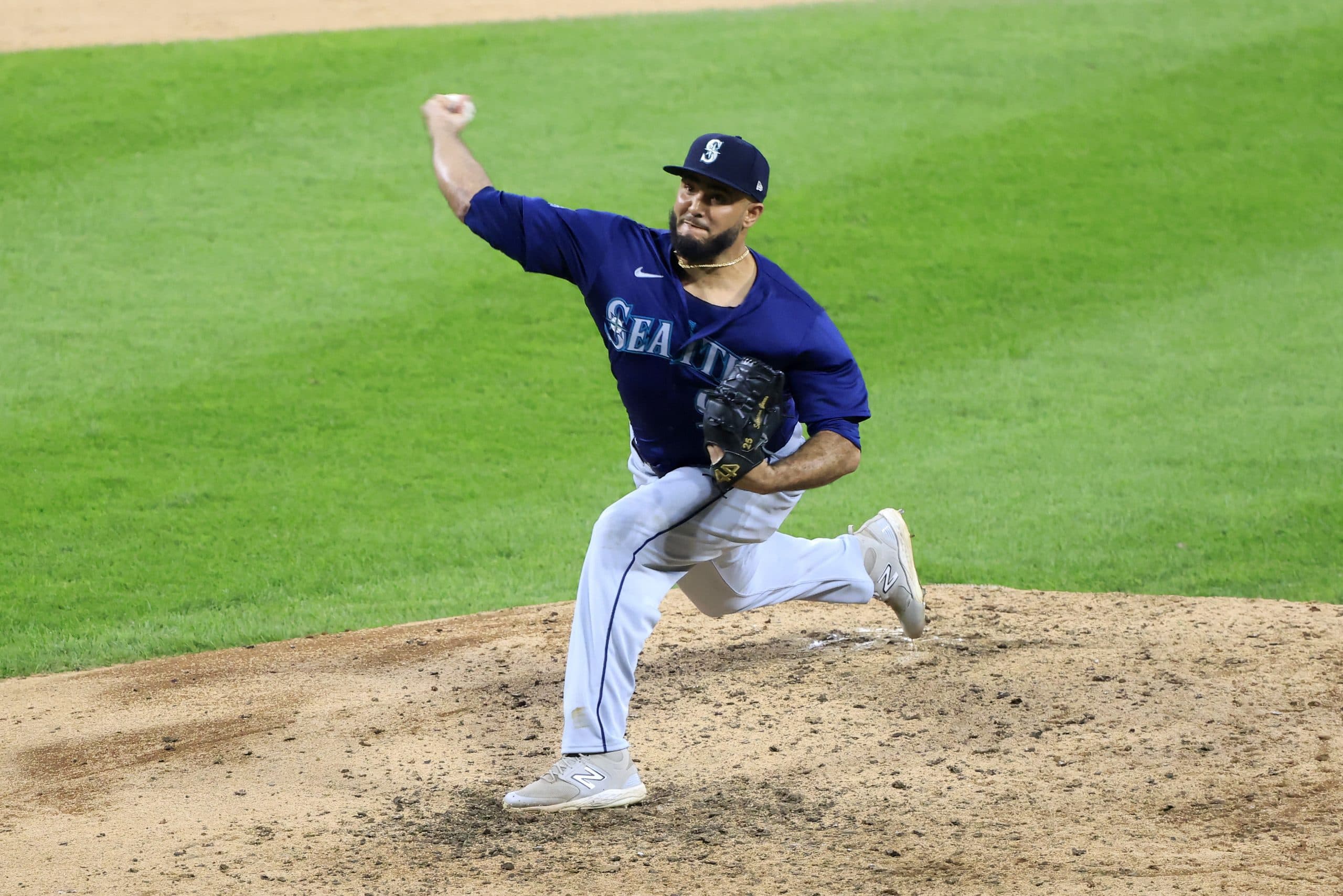 Mariners Bolster Bullpen Acquiring Yimi García from Toronto Blue Jays