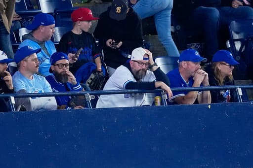 Blue Jays have 4 runs and 8 hits in falling into 2-0 ALCS deficit against Mariners