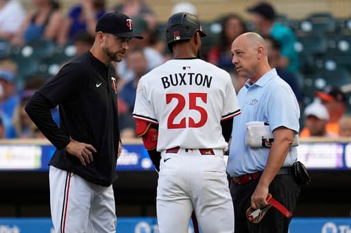 Twins keep sore Buxton out of starting lineup with bruised hand, but expect All-Star to be fine