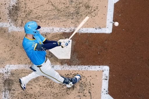 Brewers’ improved lineup could help them stop their recent history of playoff misfortune
