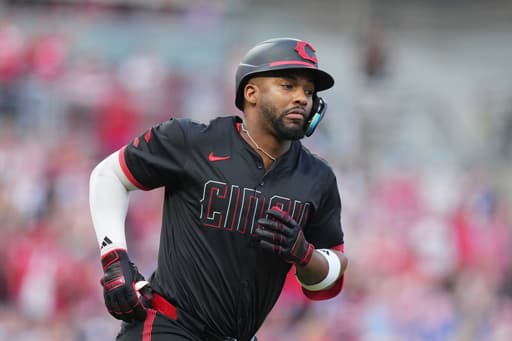 Miguel Andujar and the San Diego Padres finalize their $4 million, 1-year contract
