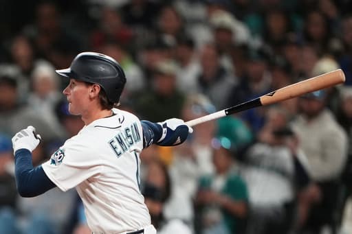 Mariners’ Colt Emerson makes 1st first career start at shortstop as J.P. Crawford gets day off