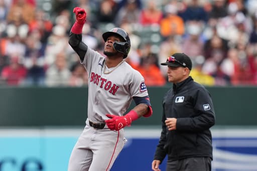 Contreras homers, Red Sox respond to Cora firing with 5-3 win over Orioles