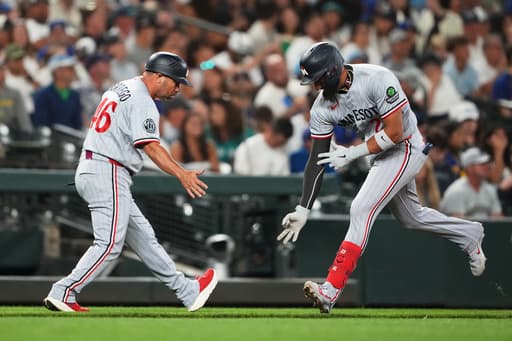 Lewis hits tying homer in 7th and Keaschall provides go-ahead double as Twins beat Mariners 5-3