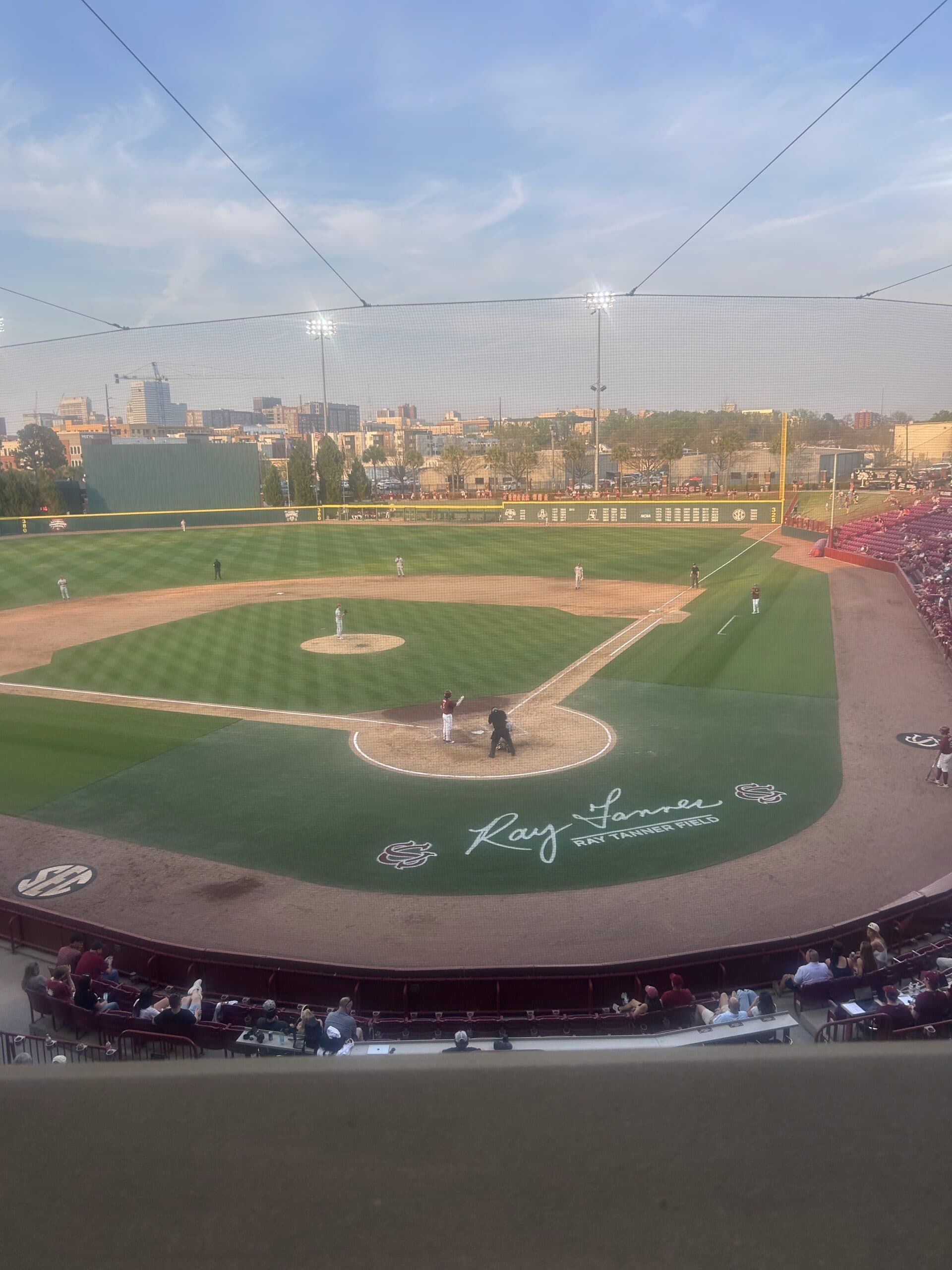 Arkansas Takes Down South Carolina 3-2 in Extra Innings, Wins Second-Straight SEC Series