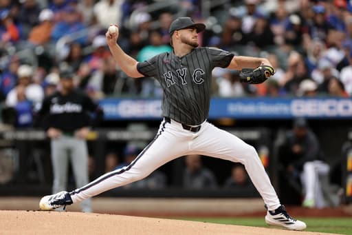Christian Scott earns his first win, Hayden Senger hits first homer as Mets beat Marlins 6-1
