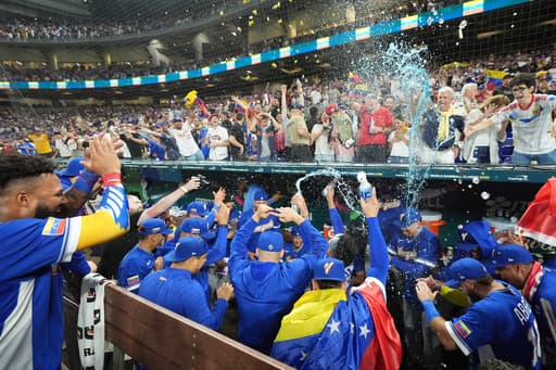 Expect a festive WBC final crowd as the US plays Venezuela at an uncomfortable political moment