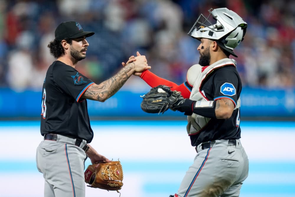 Burger homers for 4th straight game, sends Marlins past reeling Phillies 5-0