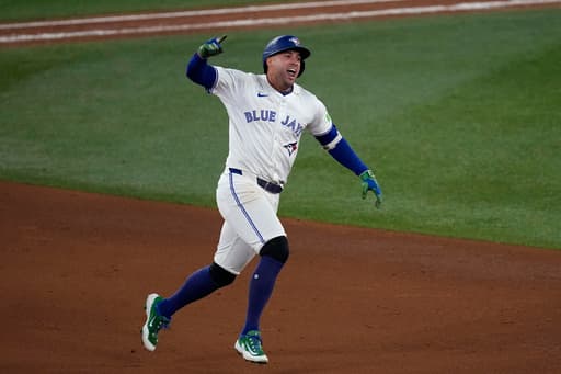 Springer’s homer sends Blue Jays into World Series with 4-3 win over Mariners in Game 7 of ALCS