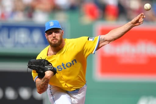 Arozarena has go-ahead hit, Tellez adds 5th career slam, Mariners beat Blue Jays 8-4 in 12 innings