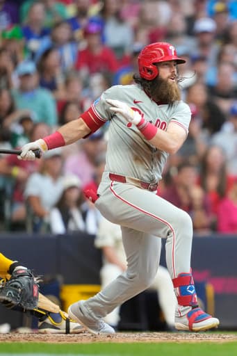 Marsh’s go-ahead single in 9th lifts Phillies over Brewers 10-8