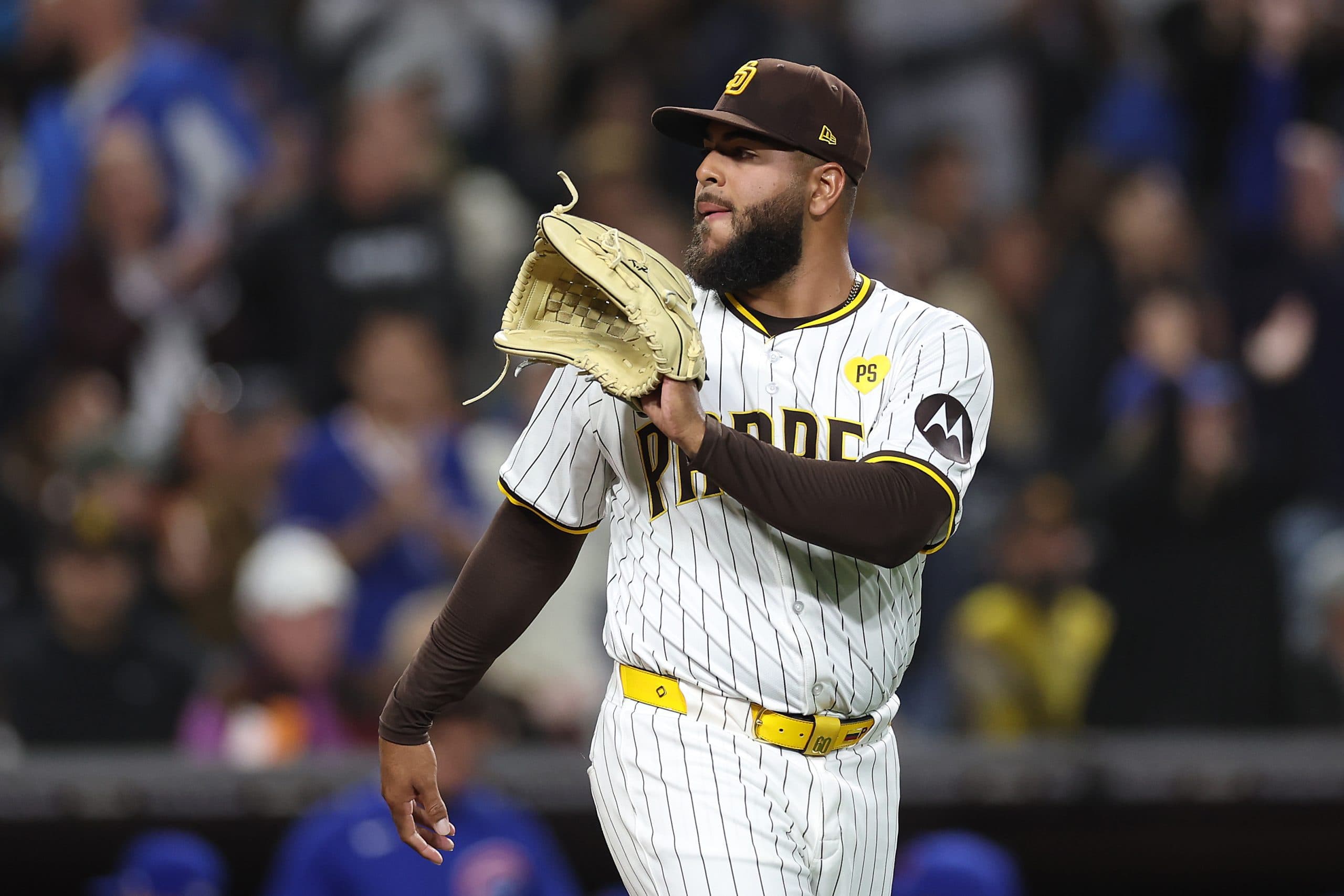 Cleveland Guardians Acquire Venezuelan RHP Pedro Avila