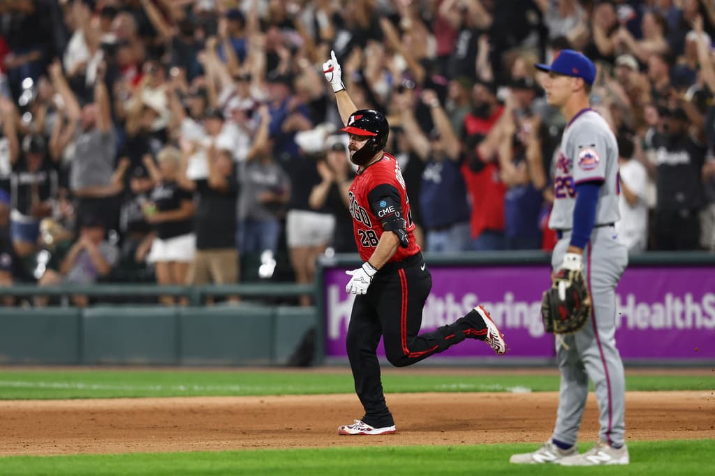 Jake Rogers hits a game-ending homer as the White Sox rally past the Mets 6-4