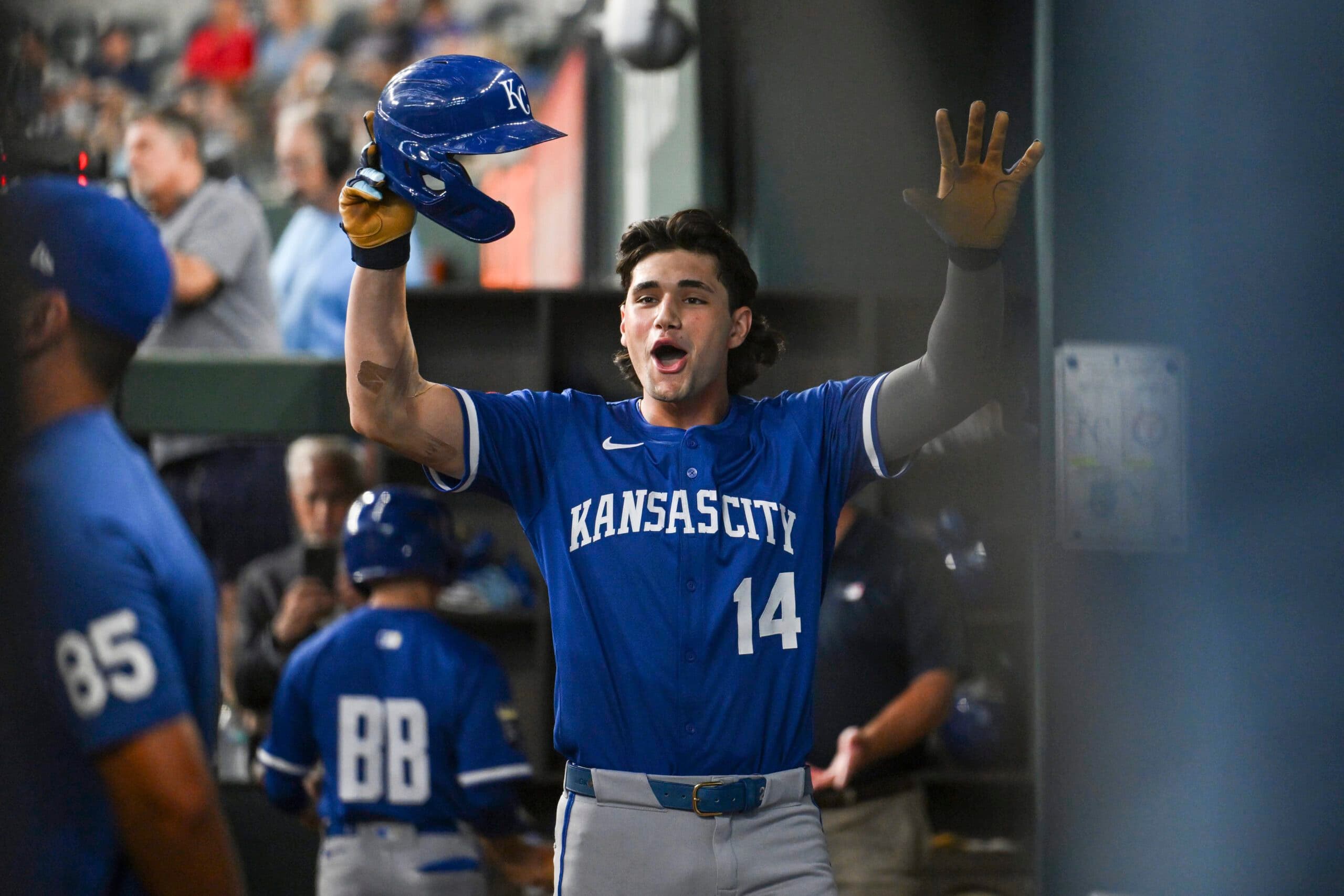 Royals top prospect Jac Caglianone goes deep twice at Texas for his 1st big league homers