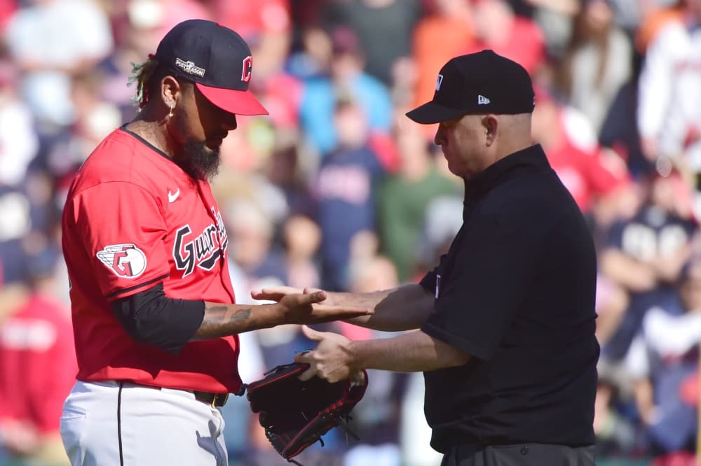 Carlson is World Series Umpire Crew Chief. Fletcher, Ripperger, Torres Make Fall Classic Debuts