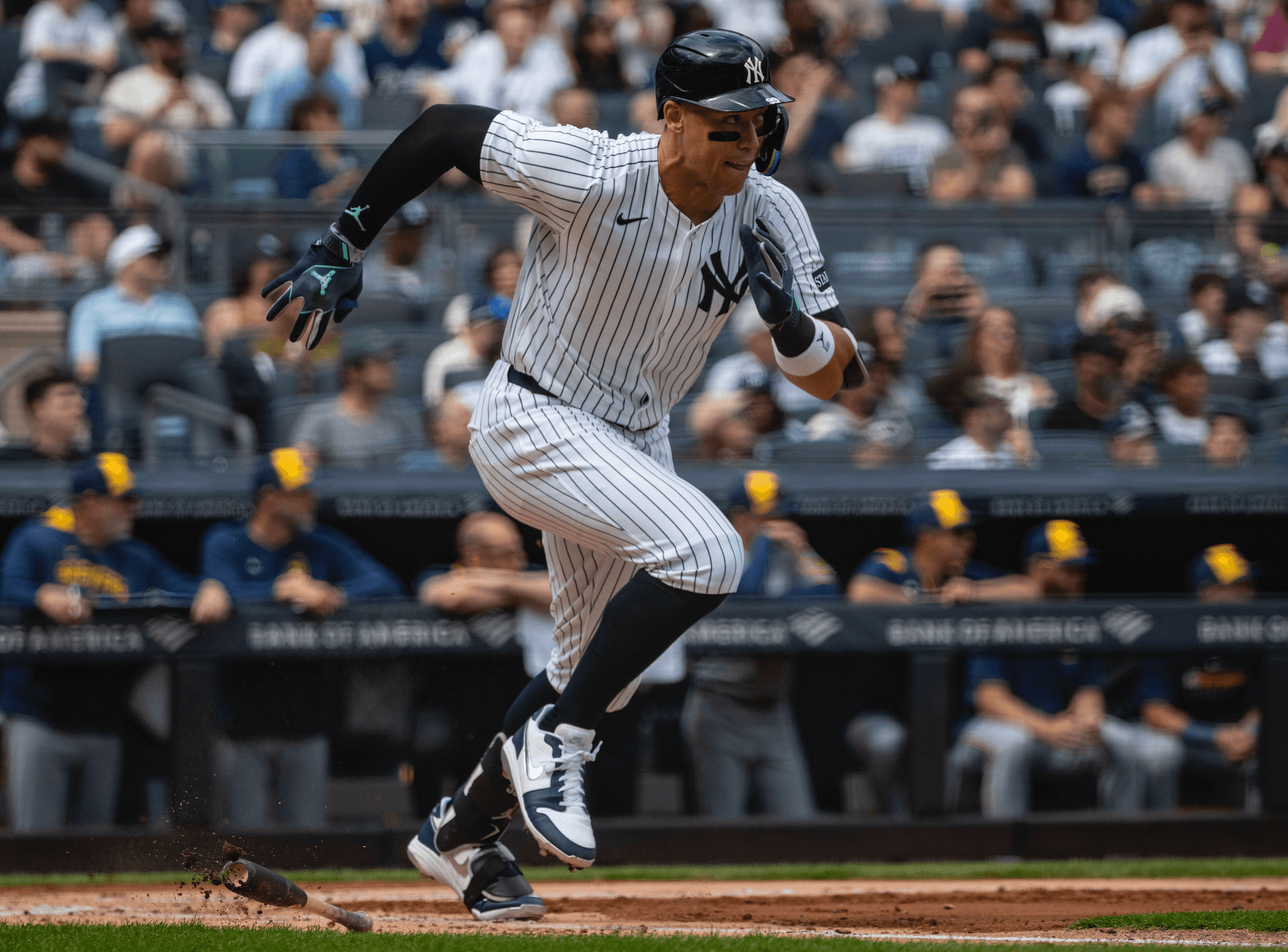 Judge homers 3 times as Yanks go deep on Cortes’ first 3 pitches and hit 9 HRs vs. Brewers