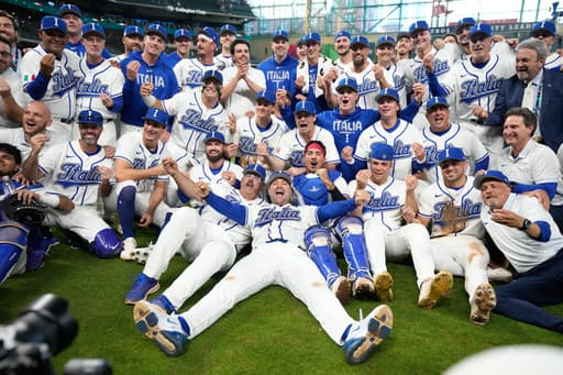 Espresso shots, pricier wine and an unbeaten Italy now bound for the WBC semifinals