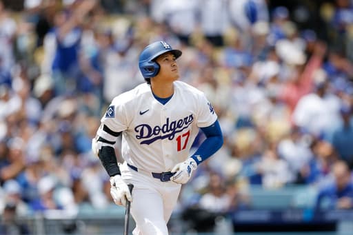 After Ohtani hits 2nd straight leadoff homer, deGrom recovers to lead Rangers over Dodgers 5-2