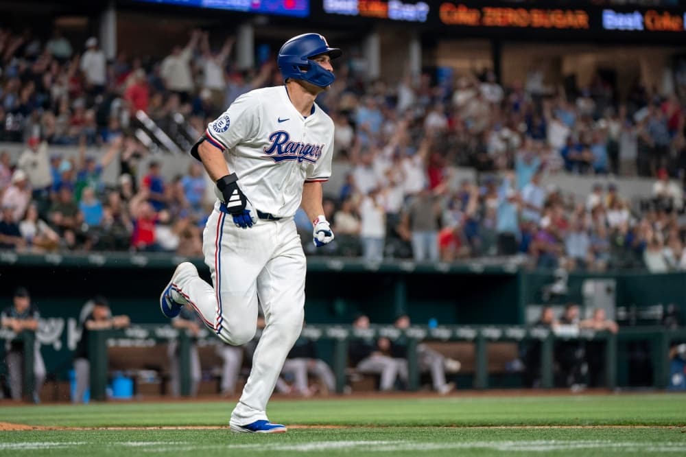 World Series MVP Corey Seager hits 8th homer in 8-game span for Texas Rangers