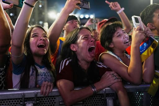 A baseball title unleashes the happiness Venezuelans kept bottled up for years