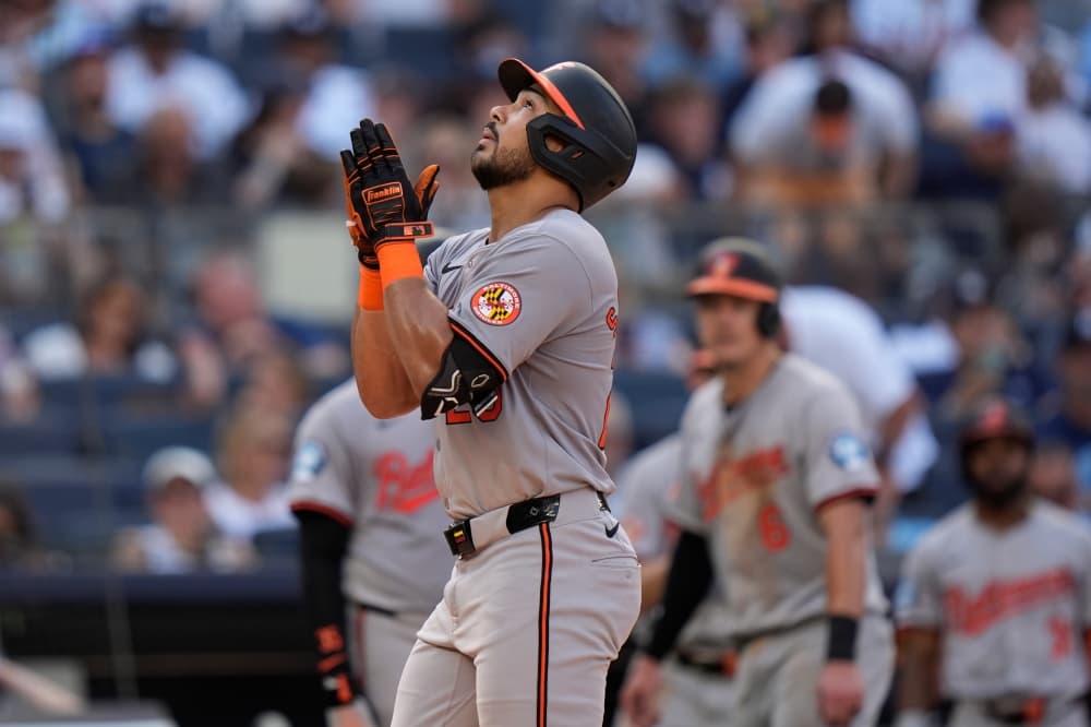 Orioles rout Yankees 17-5 to win three-game series