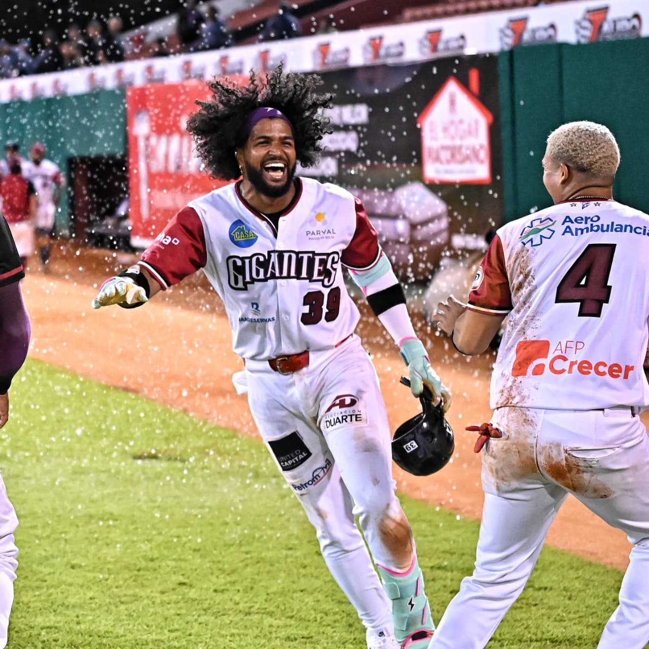 10232026 Gigantes Cele Extras Win