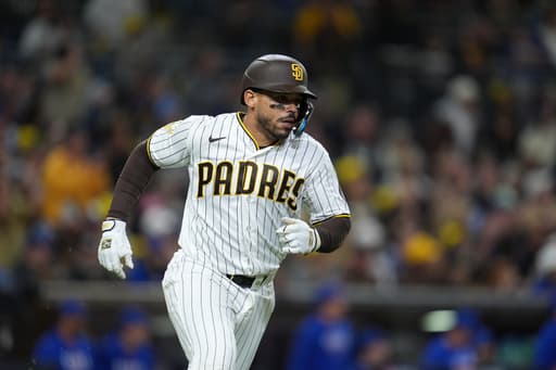 Padres’ Luis Campusano goes on injured list with broken toe, Rodolfo Durán recalled for MLB debut