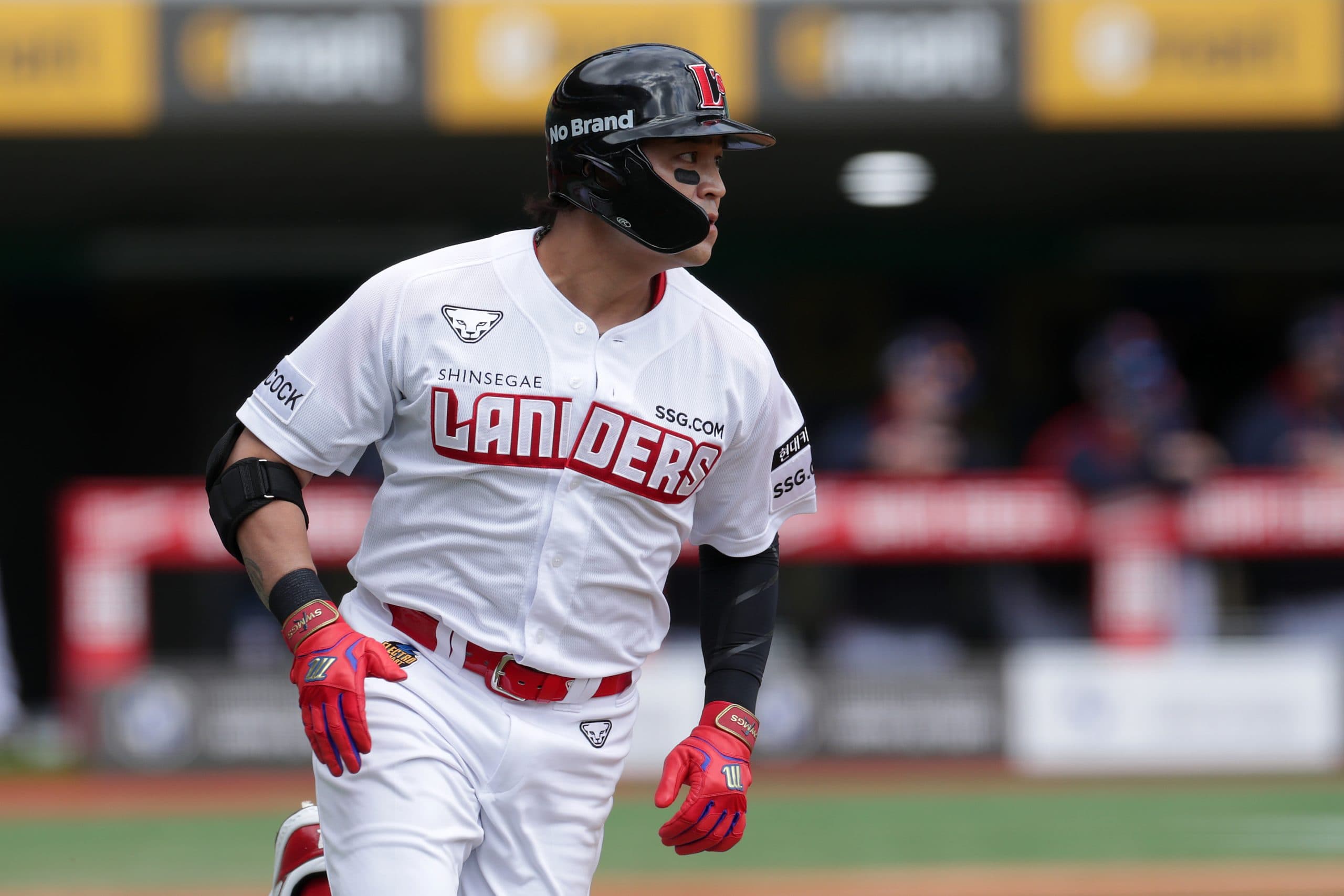Shin-Soo Choo Makes Korea Baseball Organization History