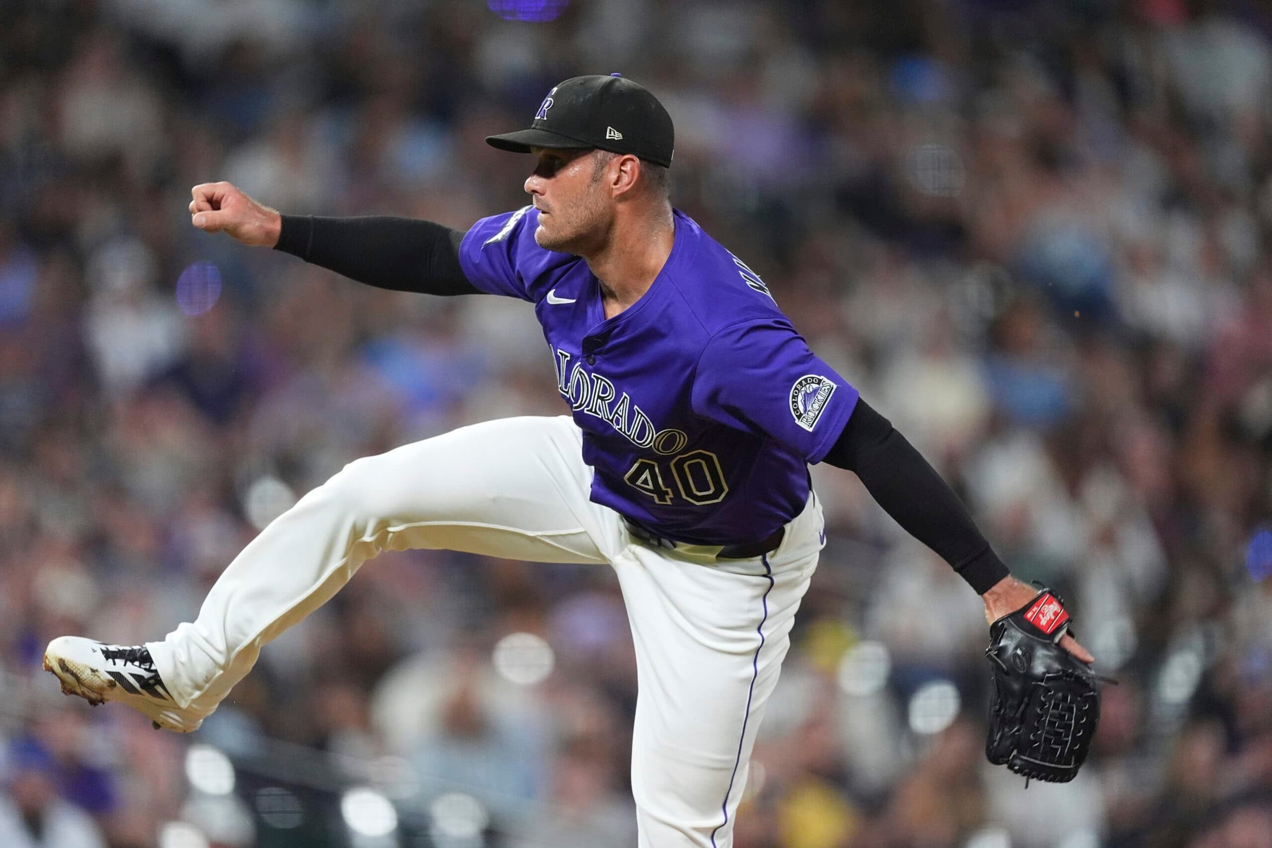 Braves bolster bullpen by signing right-hander Tyler Kinley to $4.25M, 1-year deal