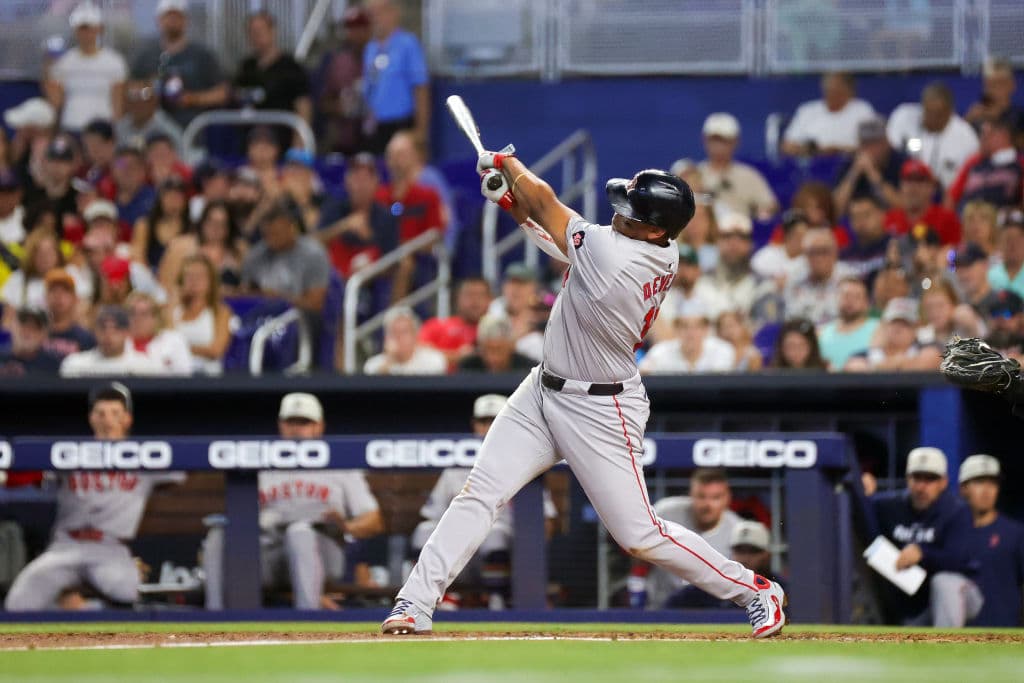 International MLB Player of the Week: Rafael Devers, Boston Red Sox
