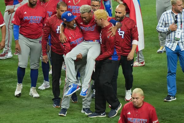 Puerto Rico Wins Game vs. DR 5-2, Loses Closer Edwin Diaz to Freak Injury at World Baseball Classic