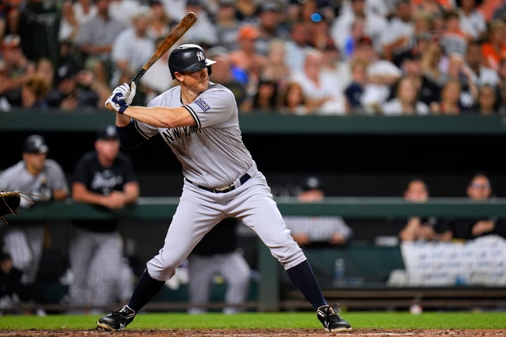 DJ LeMahieu leaves 1st minor league rehab game in 2nd inning with sore right foot