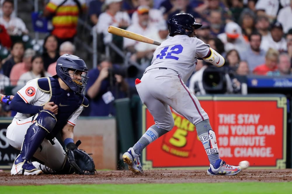 Ozzie Albies put on injured list by Atlanta Braves with broken right big toe