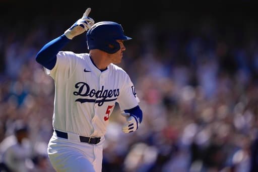Ohtani homers in 5th straight game, Freeman drives in 2 runs in the 9th as Dodgers beat Twins 4-3