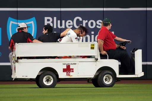 D-backs OF Lourdes Gurriel Jr. carted off field after knee injury vs. Rangers