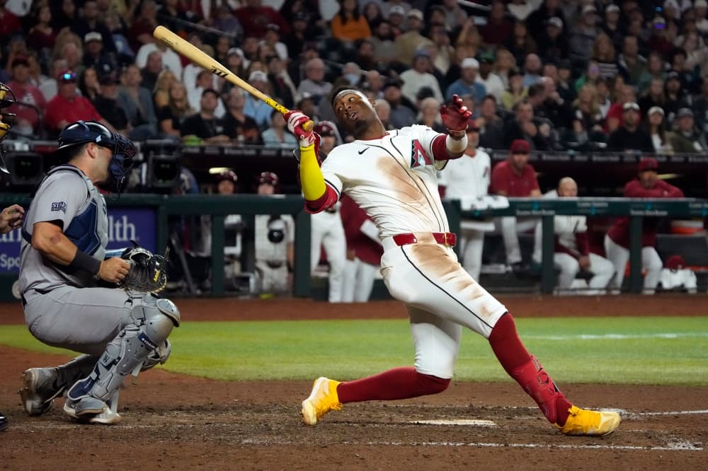 Diamondbacks shortstop Geraldo Perdomo to have surgery to repair torn meniscus in right knee