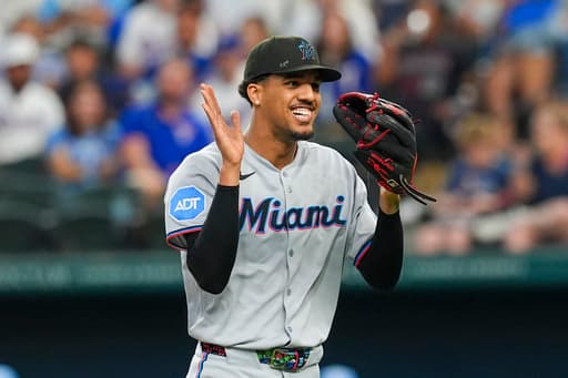 Marlins win 6th in a row with a 4-2 victory over Rangers, who have lost 7 straight