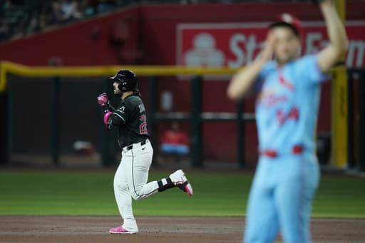 Suarez hits 32nd and 33rd homers as Diamondbacks rout Cardinals 10-1