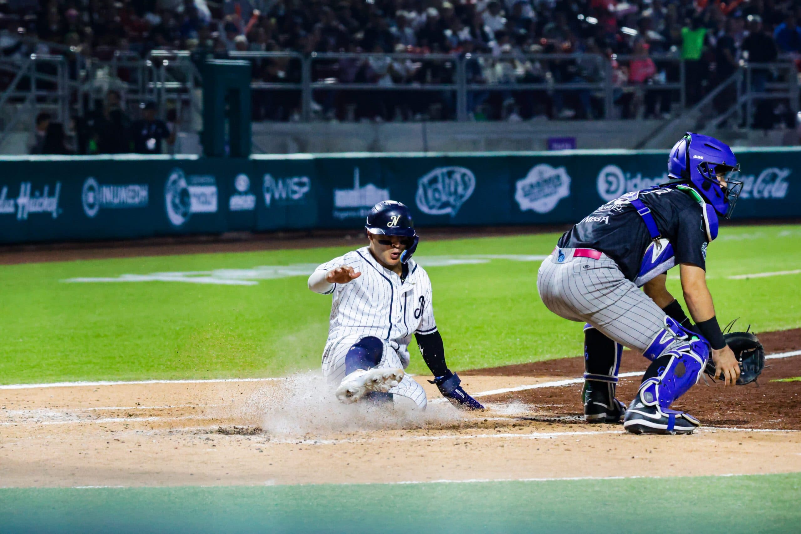 LAMP: Jaguares Sweep First-Place Yaquis; Charros Sweep Tucson And Tie For Second Place