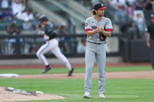 Washington Nationals pitcher Tom Cosgrove looks on as New York Mets' Carson Benge rounds the bases after hitting a home run during the sixth inning of a baseball game, Saturday, Aug. 15, 2026, in New York. (AP Photo/Heather Khalifa) (AP Photo/Heather Khalifa)