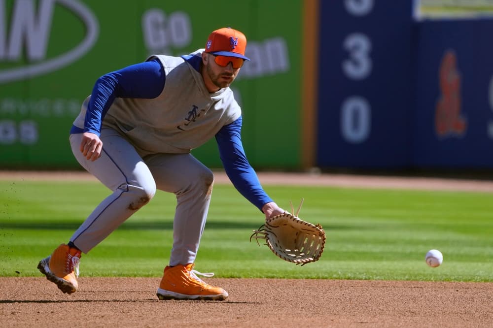 Mets owner Cohen says he expects Alonso to explore free agency but wants to keep him