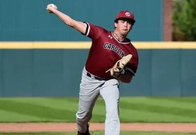 South Carolina’s Eli Jerzembeck Out for the Remainder of the 2025 Season 