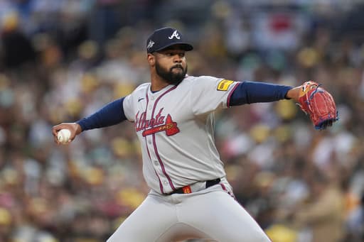 Braves still hope Reynaldo López can return to rotation this season following shoulder surgery
