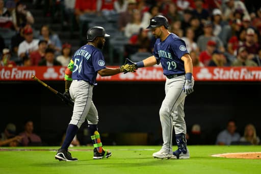 Seattle’s Cal Raleigh calls his 40th homer ‘a cool milestone’ during the catcher’s historic season