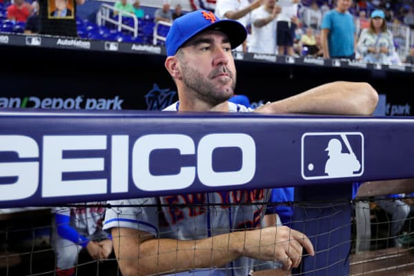 Injured Giants pitcher Justin Verlander takes the mound for a bullpen session in Detroit